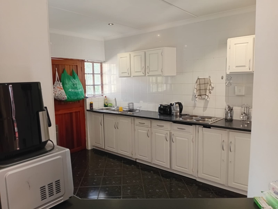 To Let 3 Bedroom Property for Rent in Beacon Bay North Eastern Cape